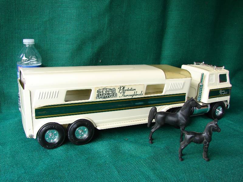 1960s Plantation Thoroughbreds Semi truck,