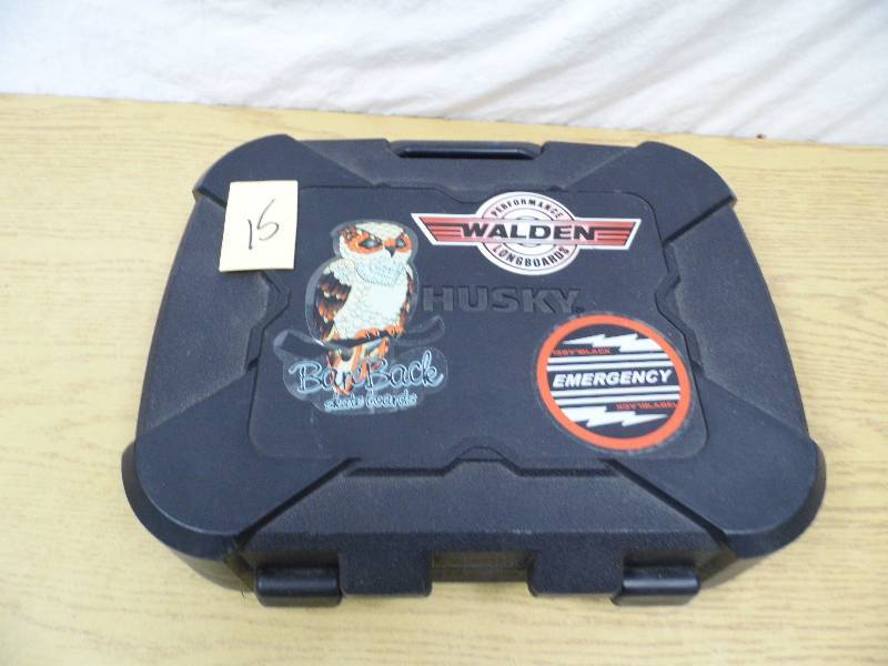 lot 15 image: Husky Tool Set