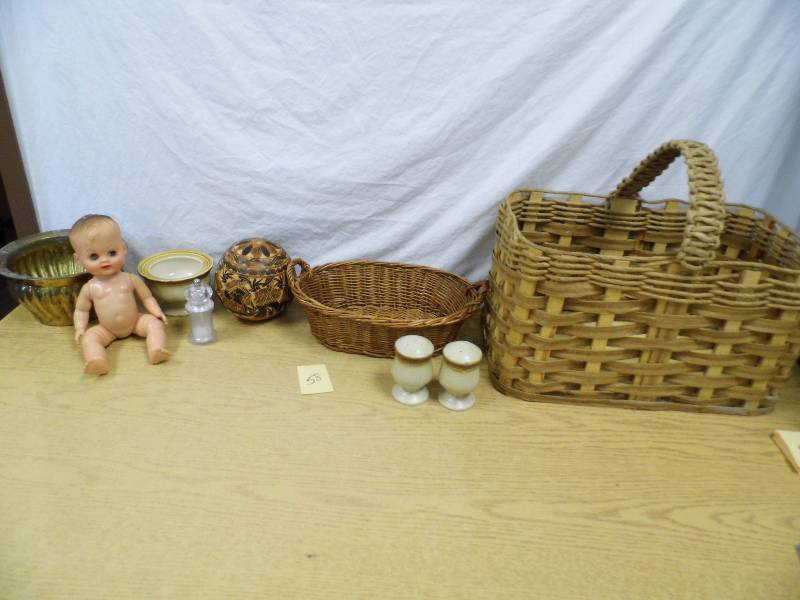 lot 58 image: Large Basket & Misc