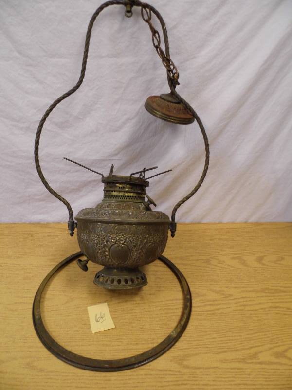lot 66 image: Antique Hanging Lamp