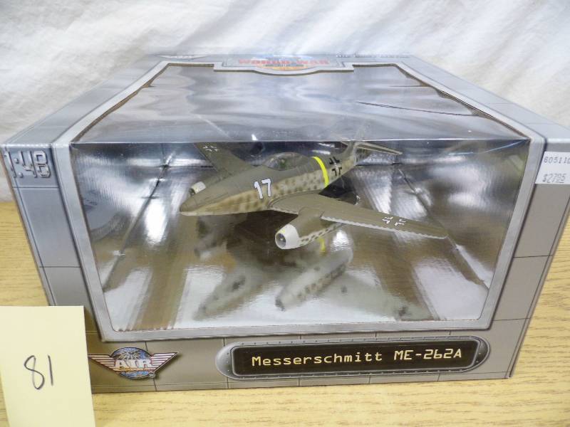 lot 81 image: WWII Model Plane - Messerschmidt ME262A
