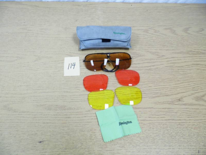 lot 114 image: Remmington Glasses