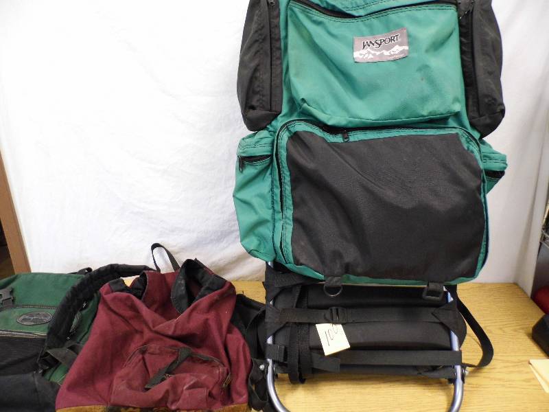 lot 100 image: Jasport Back pack - 2 Small Backpacks