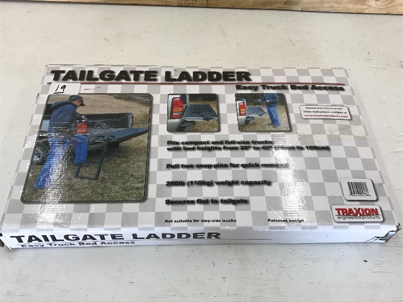 New Traxion 250# Tailgate Ladder ...