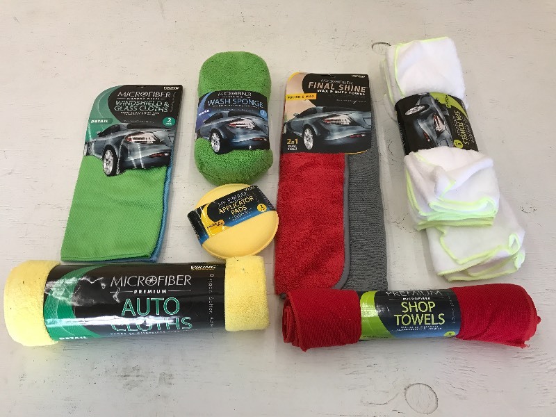Box Of Assorted New Automotive Wash...