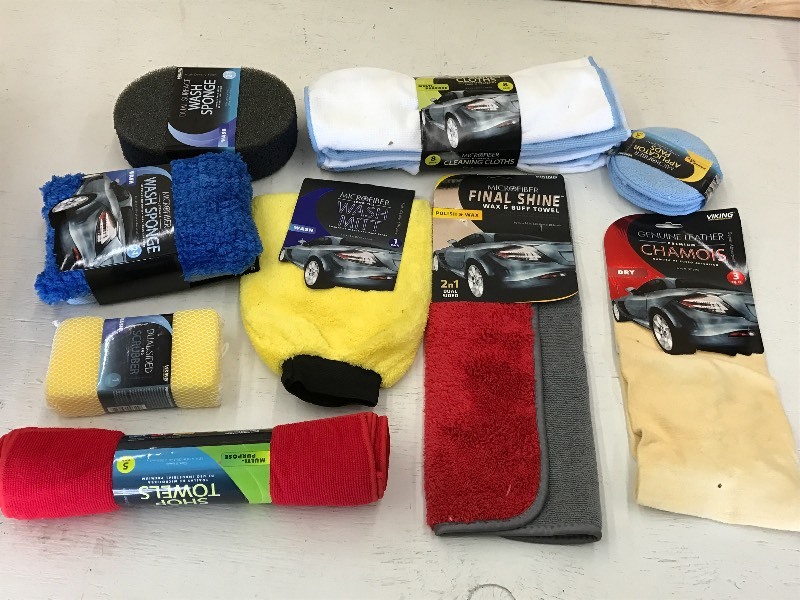 Box Of Assorted New Automotive Wash...