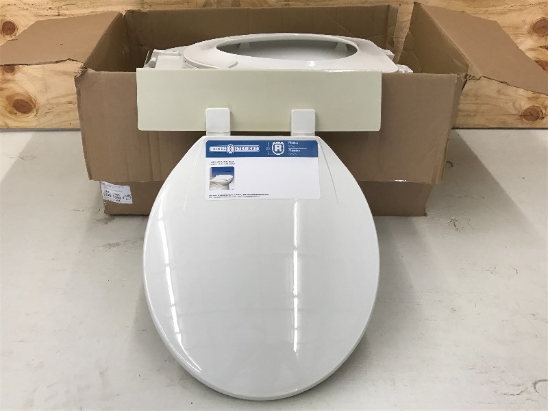 (7) Assorted New Toilet Seats ...