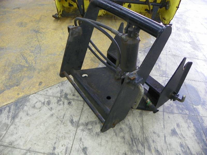 JOHN DEERE QUICK HITCH
