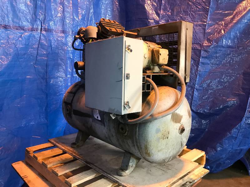 INGERSOLL-RAND AIR COMPRESSOR