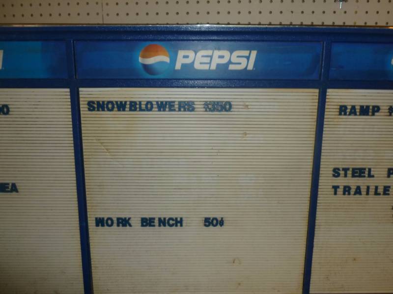 Pepsi - Cola Letter Display Board