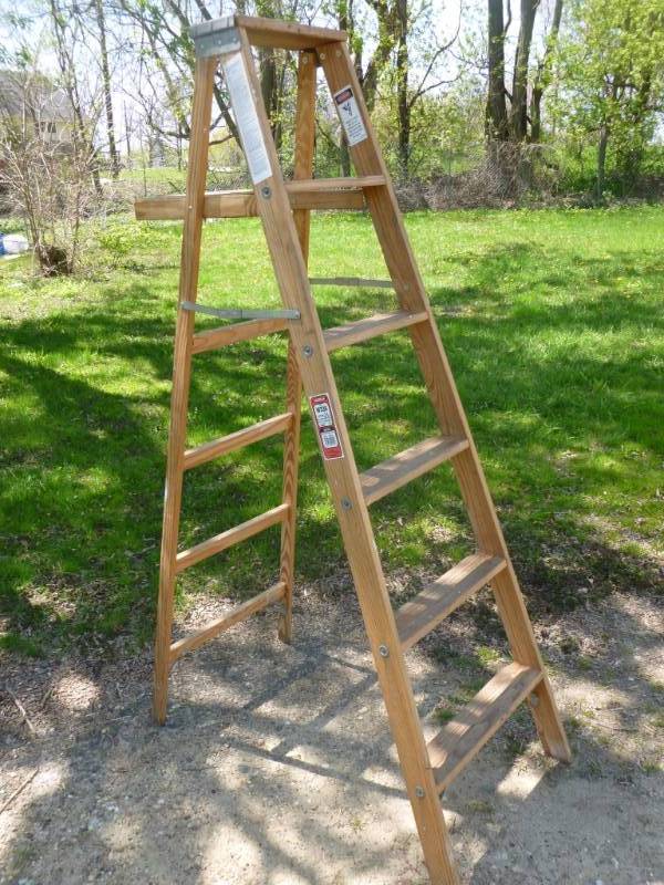 Step Ladder