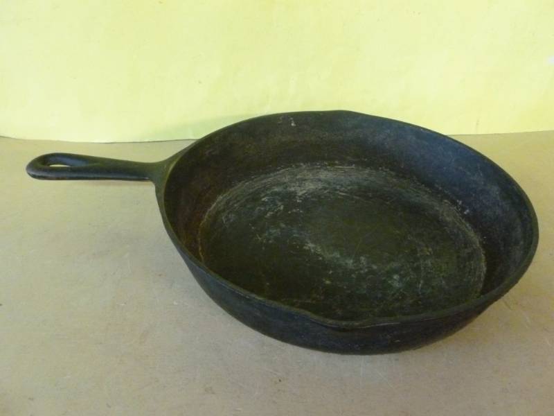 Cast Iron Pan