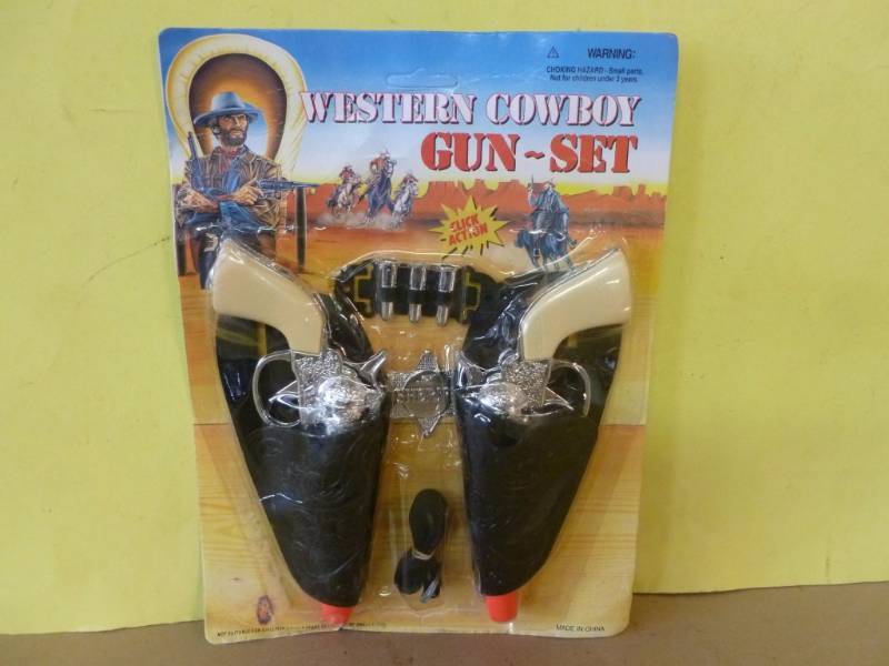Cap Gun Set