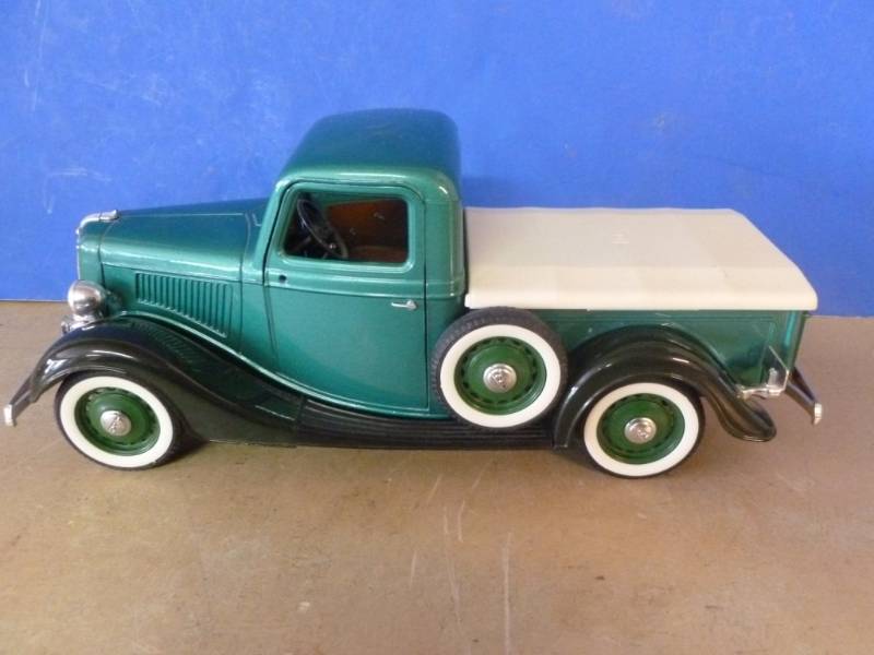 Die Cast Metal Truck