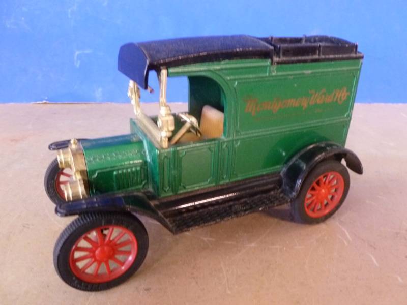 Ertl Truck Coin Bank