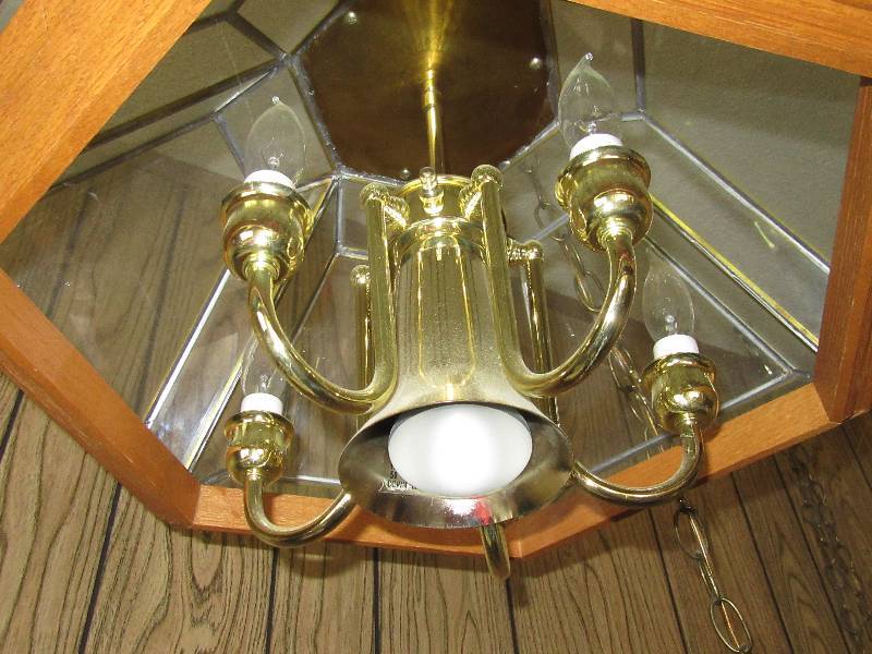 lot 104 image: Vintage Hanging lamp with Swag cord.. Works well