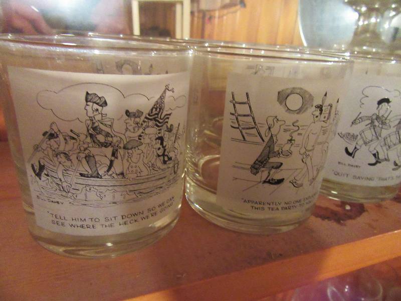 lot 109 image: Misc. Barware glassware.  Set of HISTORIC comic glasses.