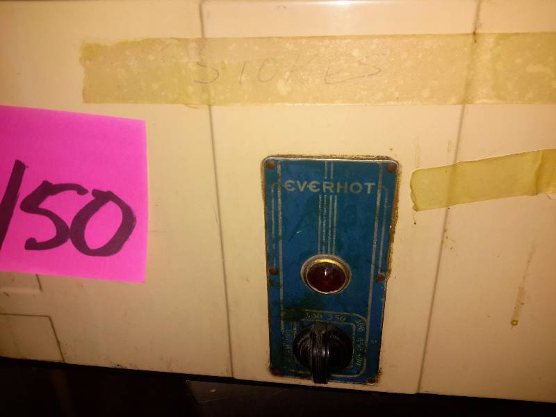 lot 150 image: Vintage EVERHOT Cooker.. Tested and works