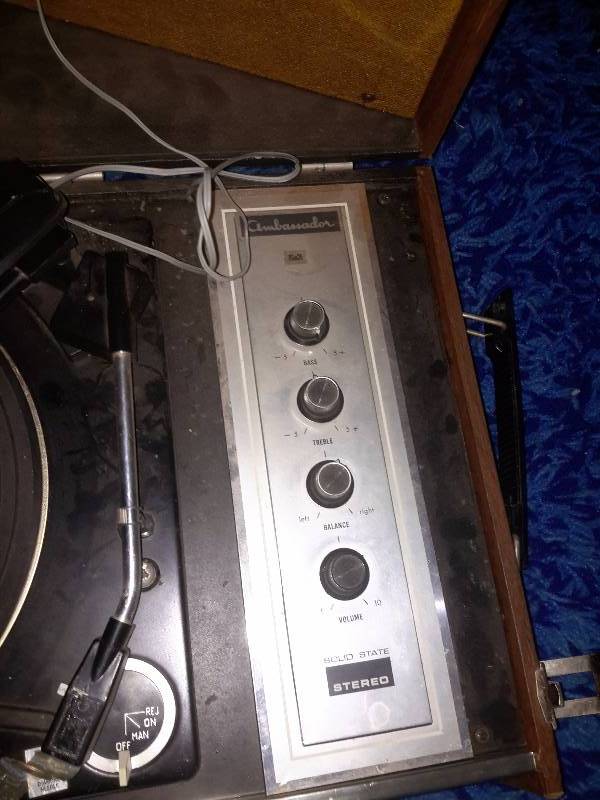 lot 169 image: 2 vintage record players as pictured. Untested.