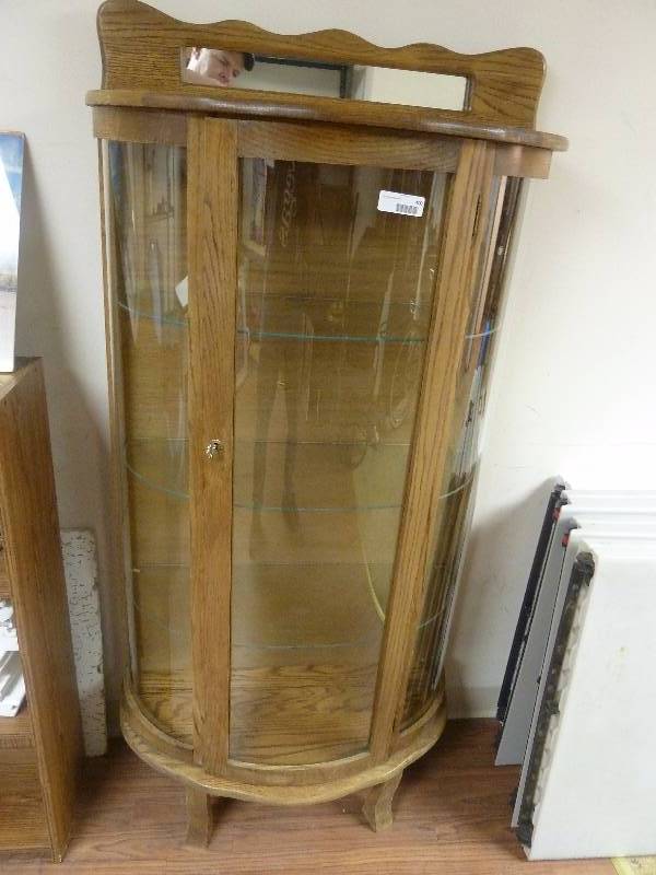 lot 400 image: Vintage Round Front Curio Cabinet