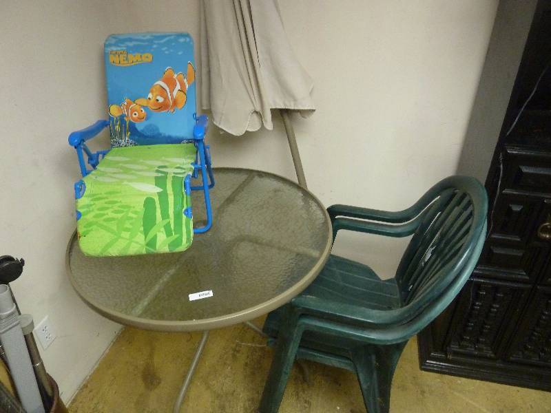 lot 418 image: Outdoor Furniture