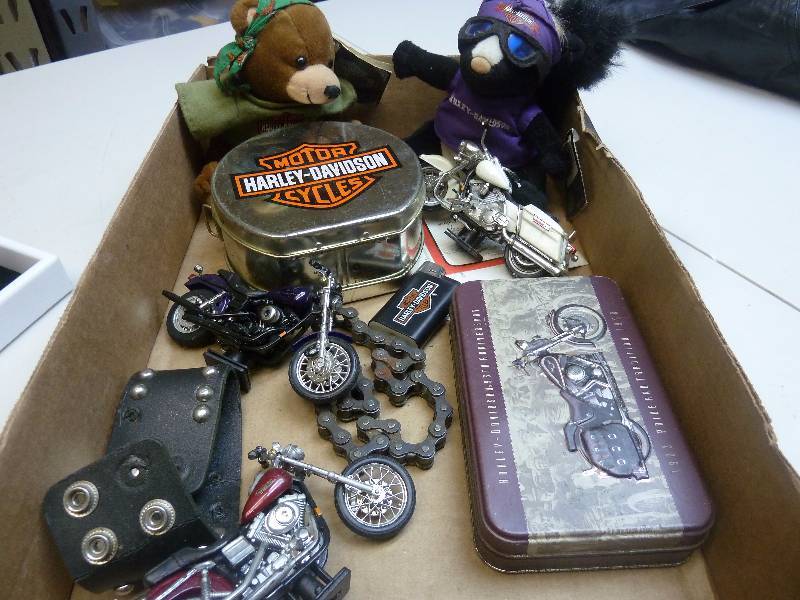 lot 465 image: Harley Davidson Lot