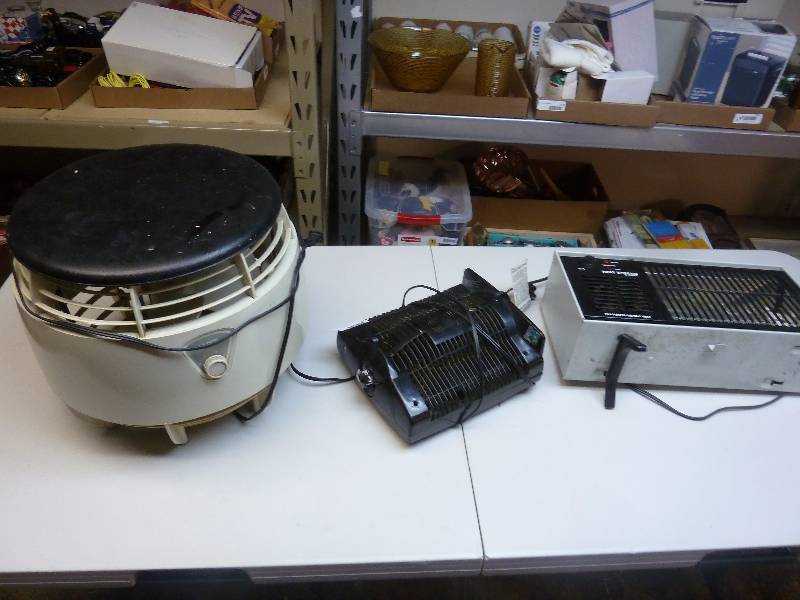 lot 481 image: Heater Lot