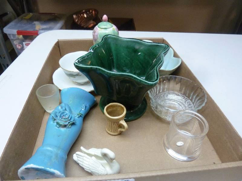 lot 506 image: Decor Lot