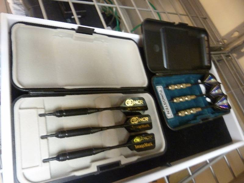 lot 509 image: Competition Darts