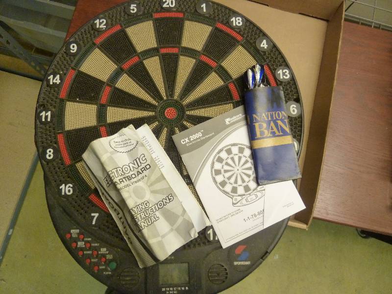 lot 520 image: Electric Dart Board
