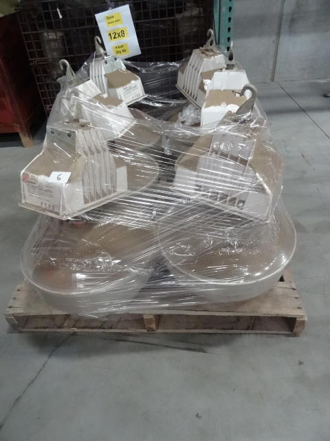 6 high bay lights. 277 volt.Replace...