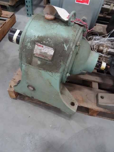 SKK gear motor type AFC. New. Pleas...