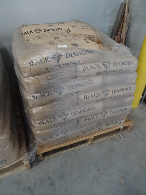 39 bags of Black Diamond sand blast...