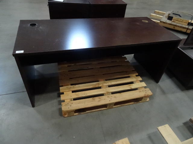 3 piece L shaped desk with hutch. N...