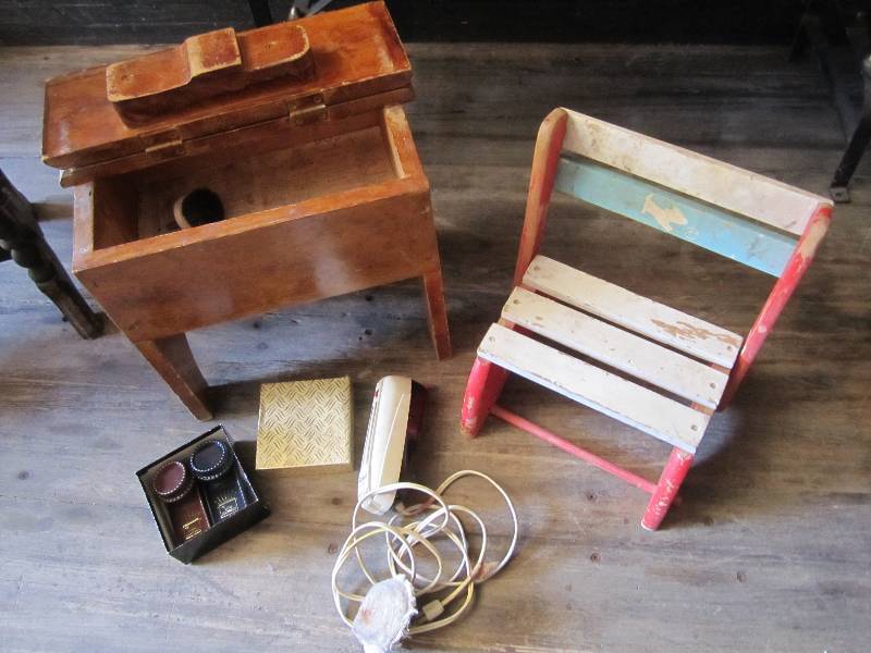 lot 6 image: Shoeshine box and folding wood stoo...