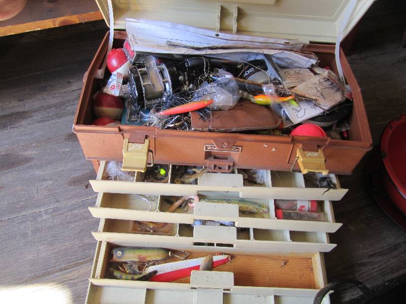 lot 17 image: Tackle box filled with tackle...