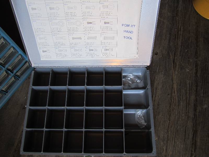 lot 29 image: Lot of organizers filled with hardw...