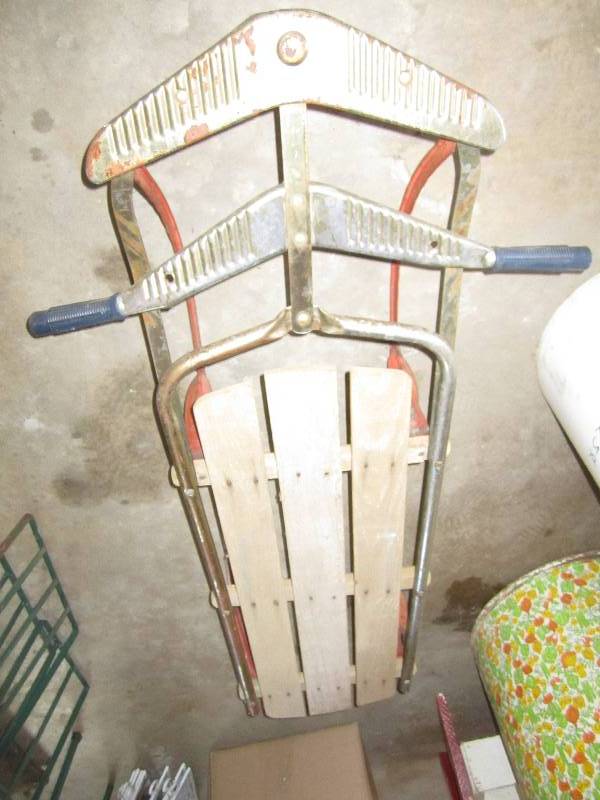 lot 61 image: Vintage sled...
