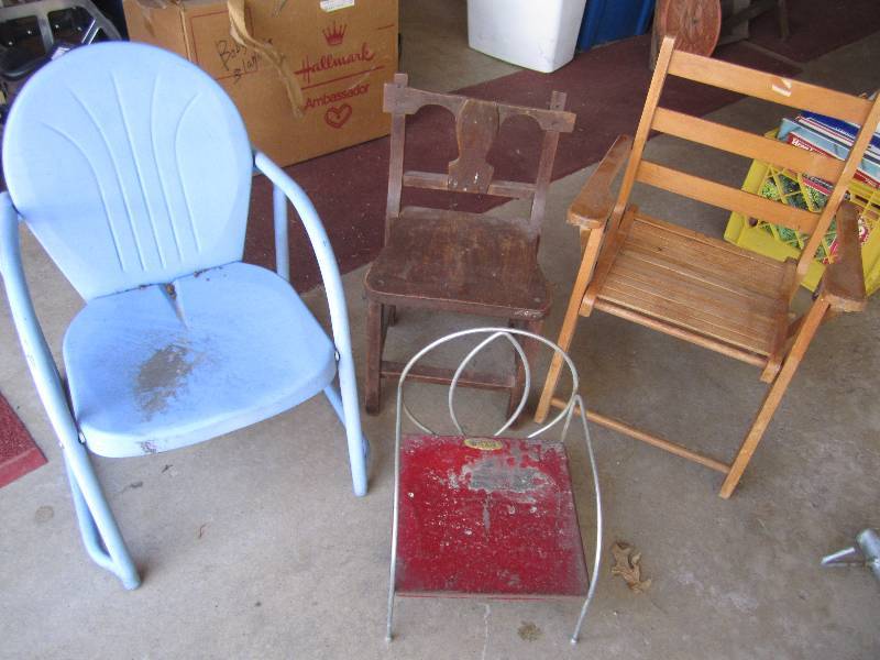 lot 72 image: Lot of vintage childrens chairs...