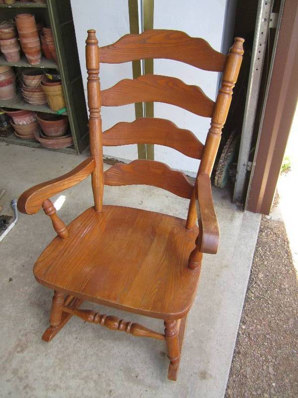 lot 78 image: Solid wood rocking chair...