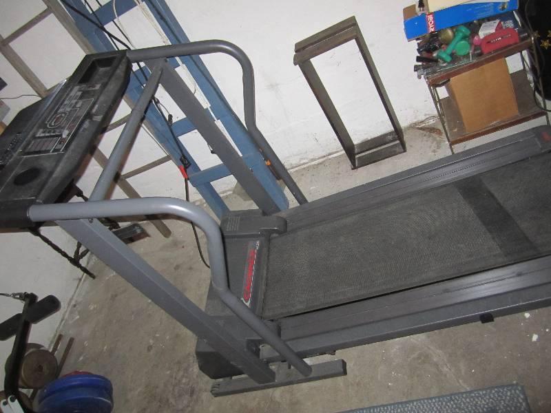 lot 182 image: Weslo Cadence treadmill...