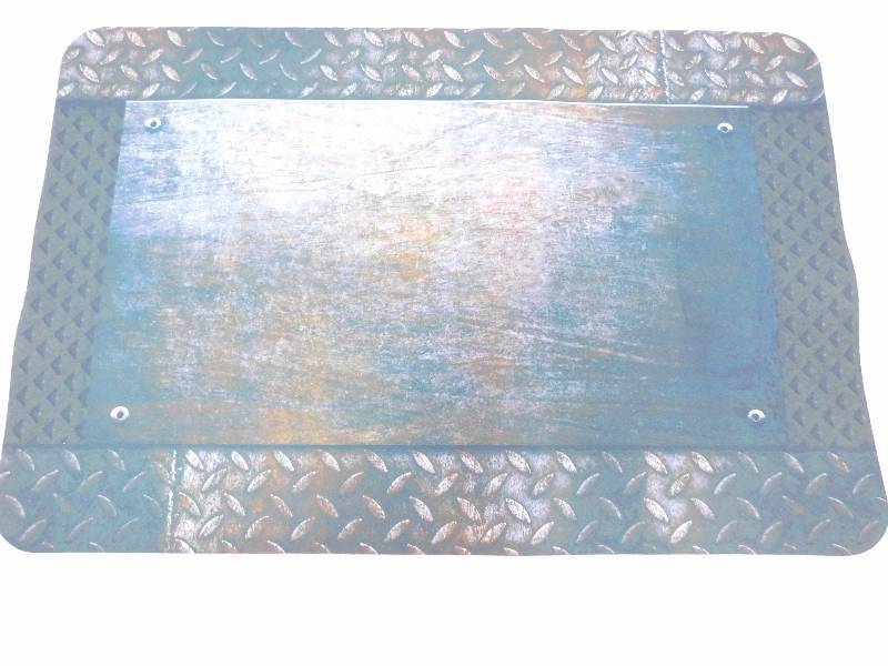 lot 4 image: Garage Cushion Floor Mat