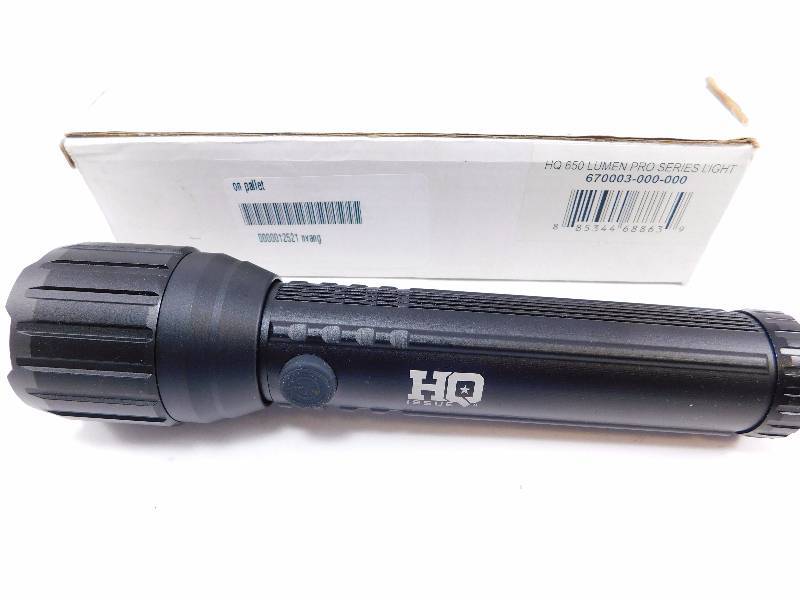 lot 26 image: HQ ISSUE Pro Series Flashlight, 650 Lumen