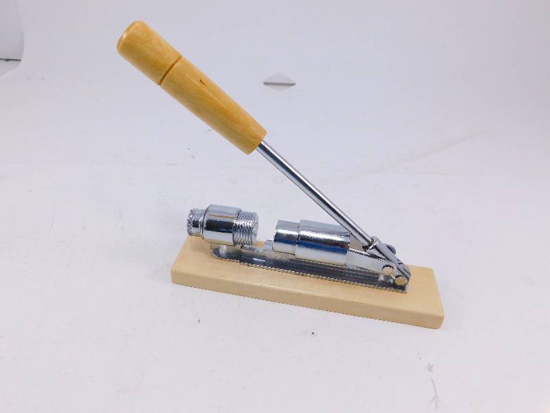 lot 37 image: Guide Gear Nut Cracker