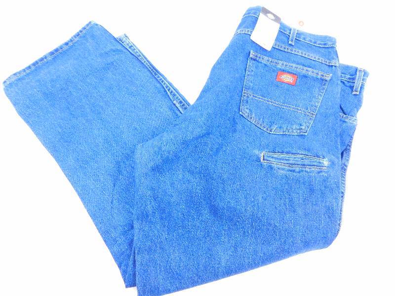 lot 46 image: Dickies Mens Relaxed Fit Workhorse Denim Jeans Size 42x30