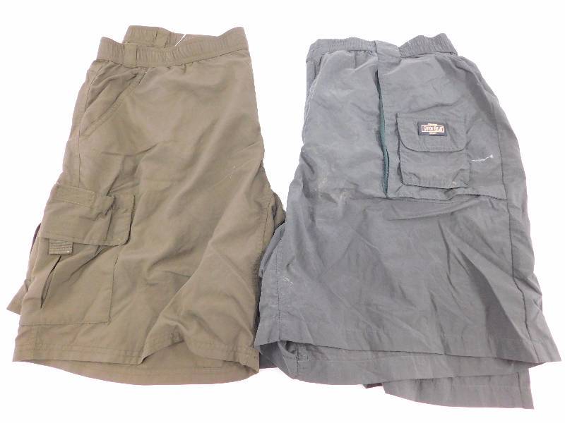 lot 53 image: 2 Pair of Shorts XL and XL