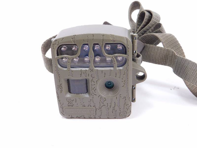 lot 107 image: Moultrie Game Spy Micro Trail Camera