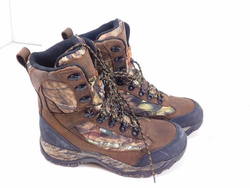 lot 119 image: Guide Gear Mens Pursuit Camo 9 Hunting Boots, Mossy Oak Break-Up Country