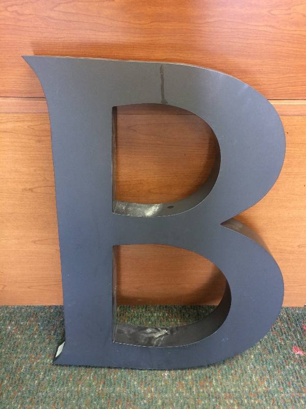 lot 1 image: Graphite Letter B