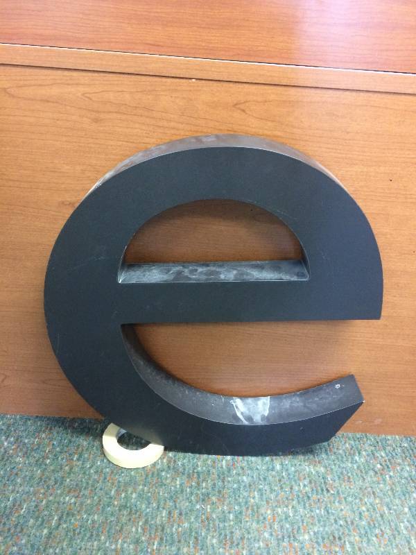 lot 11 image: Graphite Letter E